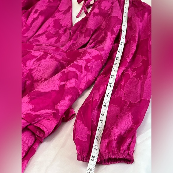 Band Of The Free NWT KISS ME FUCHSIA PEPLUM MINI DRESS Medium - Picture 8 of 13